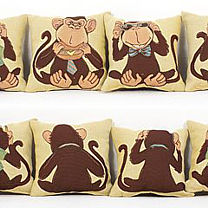 Комплект гобеленовых подушек «Три обезьяны»